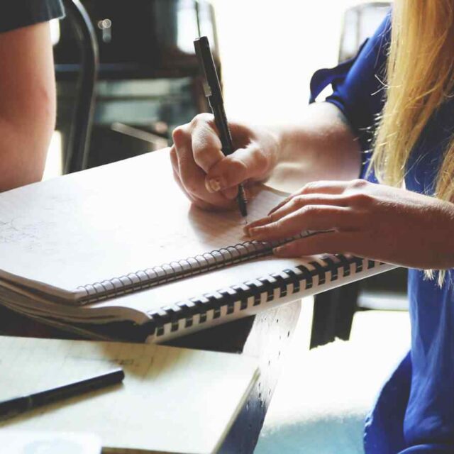https://karissaspann.com/wp-content/uploads/2016/07/bg-headline-08-1-640x640.jpg