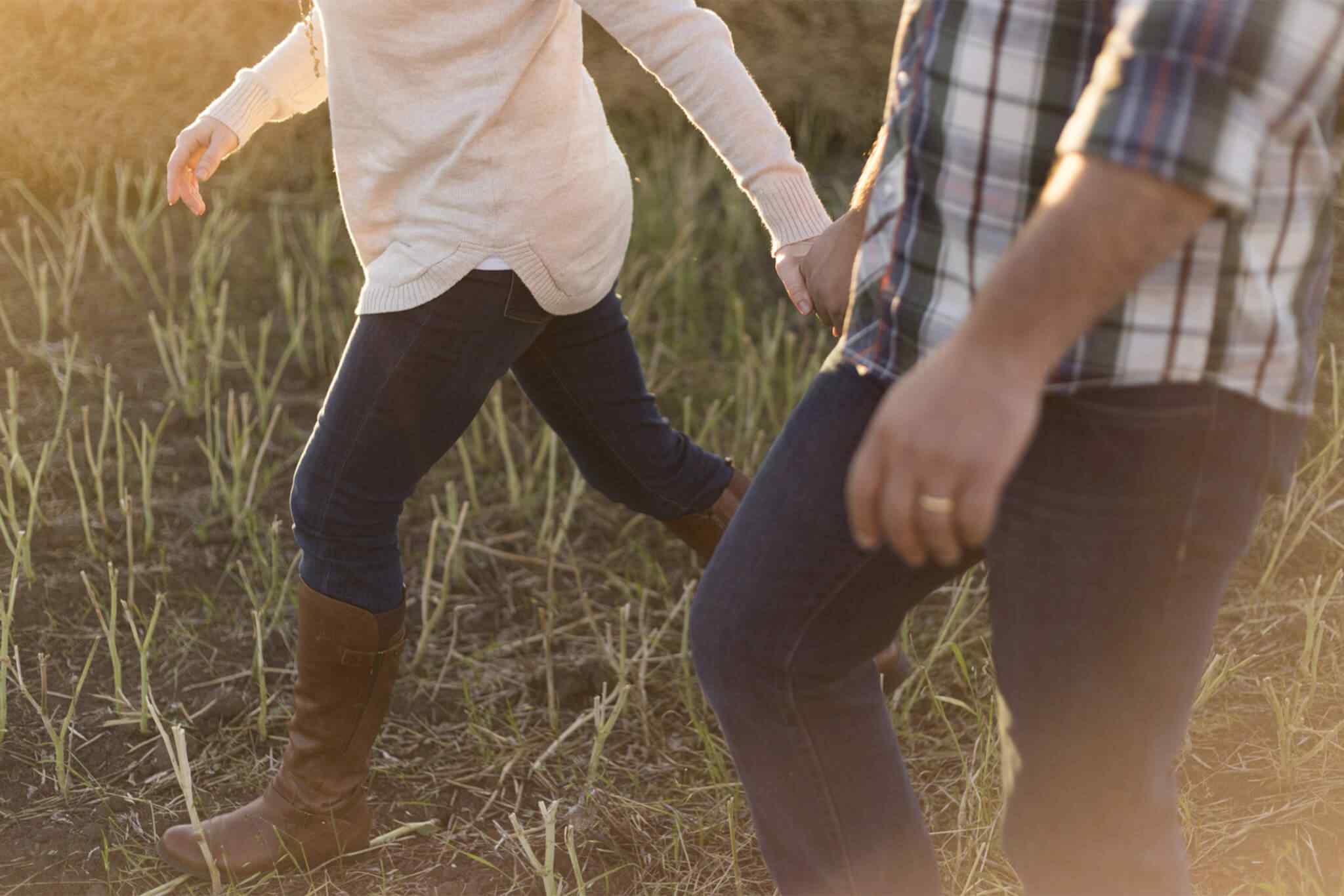 https://karissaspann.com/wp-content/uploads/2018/01/img-class-marriage-04-1.jpg